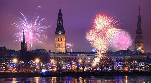 NYE fireworks in Riga