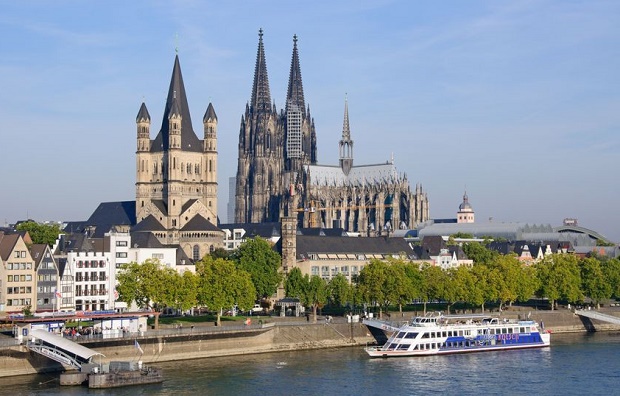 NYE River Cruises in Cologne 