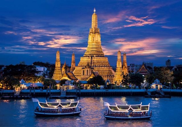 NYE cruises in Bangkok