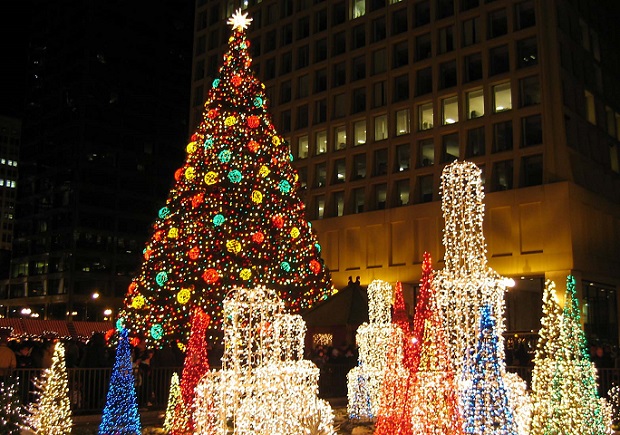 Christmas Decorations in Chicago