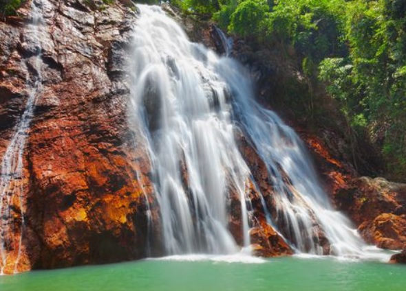 Na Muang Waterfalls in Koh Samui